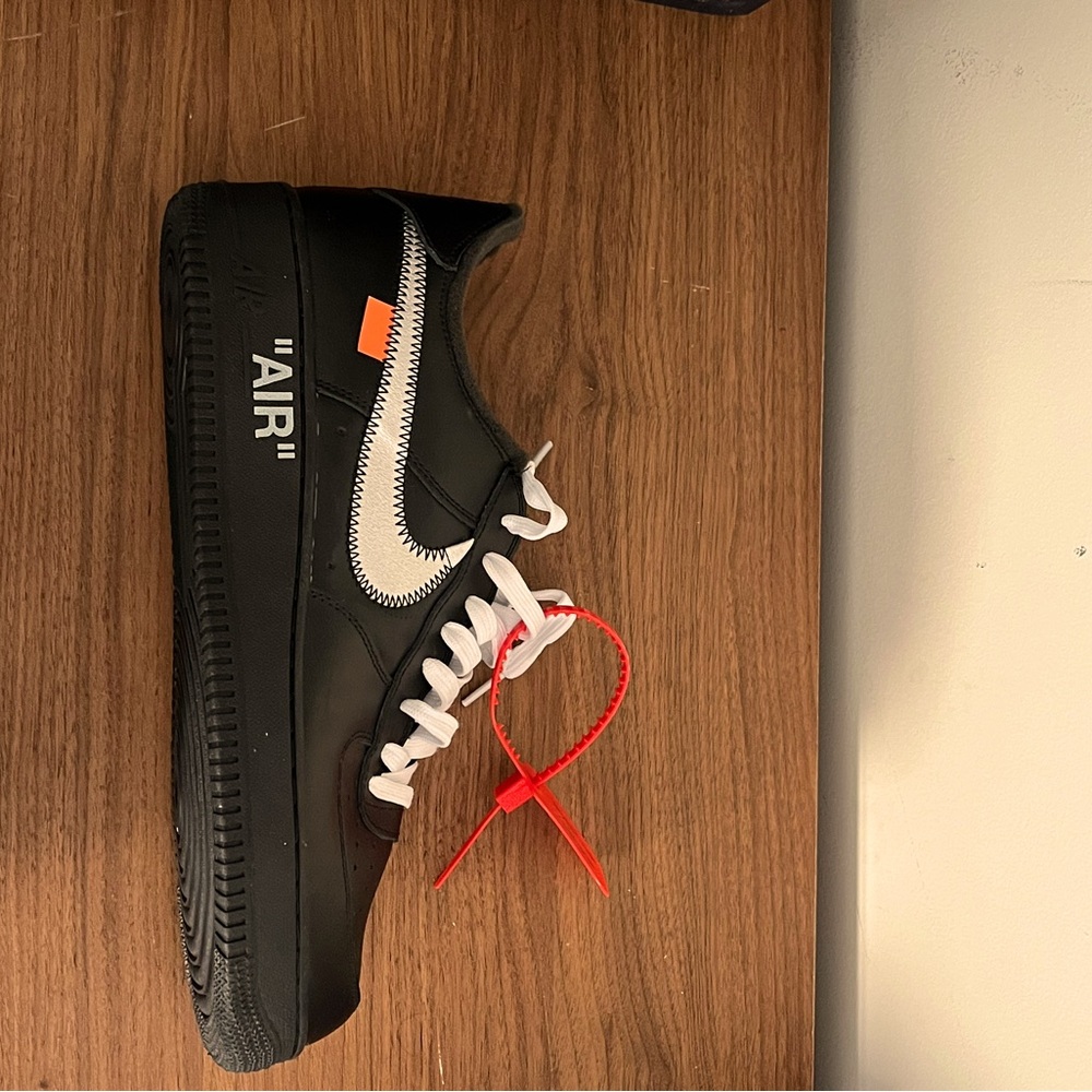 Authentic Off white af1 “Moma”